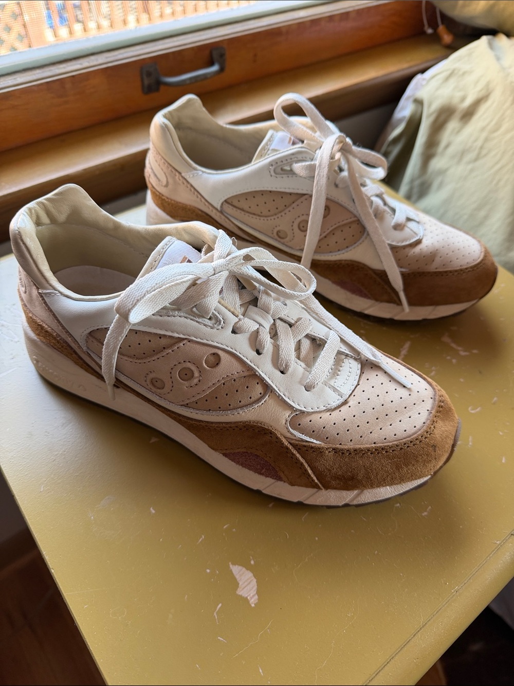 Saucony Shadow 6000 in Brown & Cream